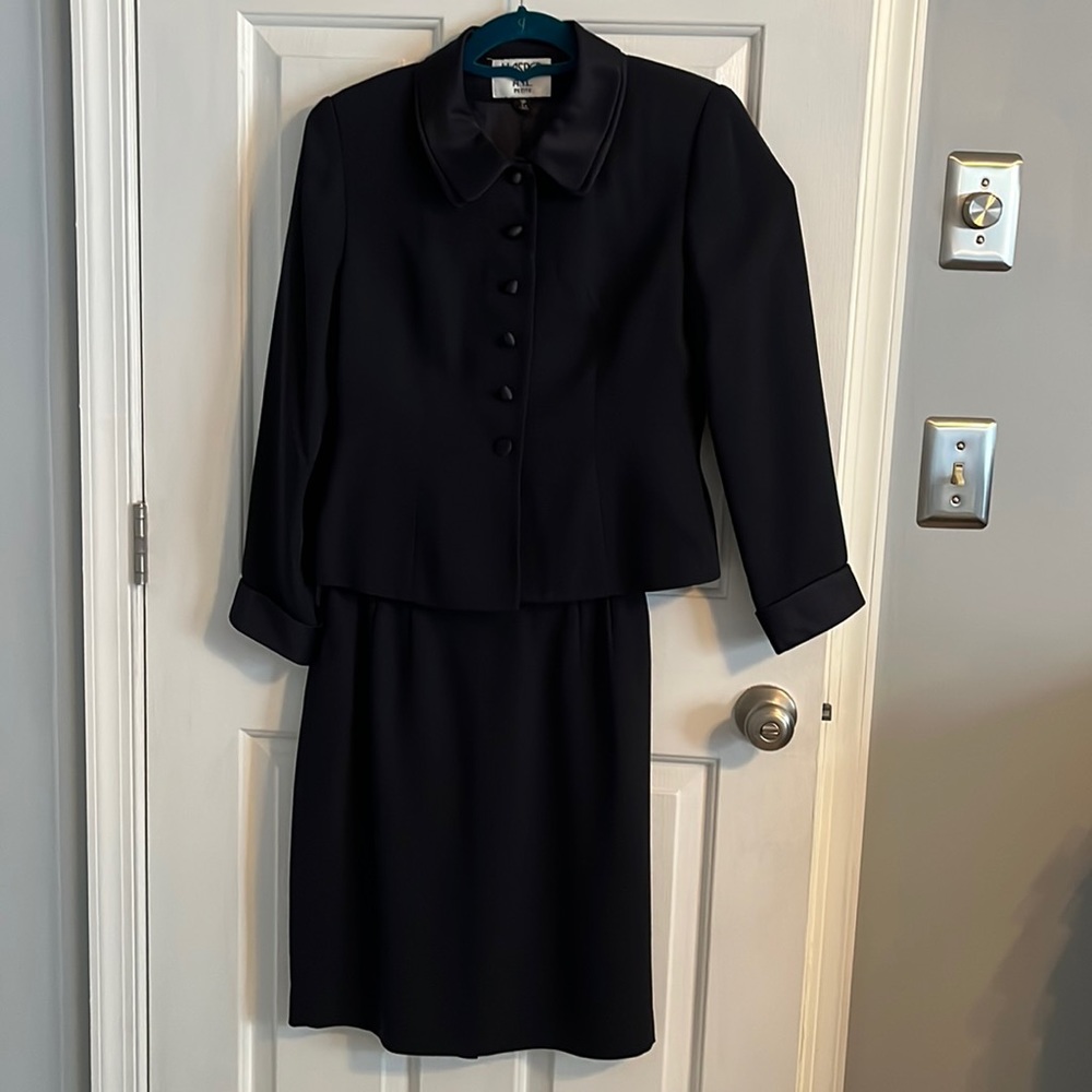 Kasper ASL Petite Suit in Navy